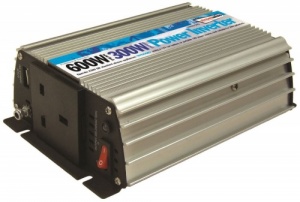 Streetwize 300 Watt 12v - 240v Power Inverter With USB Socket