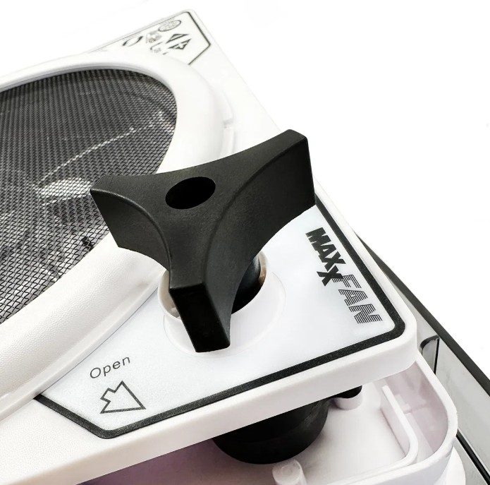 Max Fan Maxxair Maxxfan Deluxe Compact Smoke 280 x 280mm Roof Vent Fan With ...